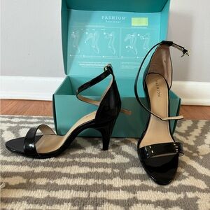Pashion Sandel convert your heels to flats. Size 9.5 never wore